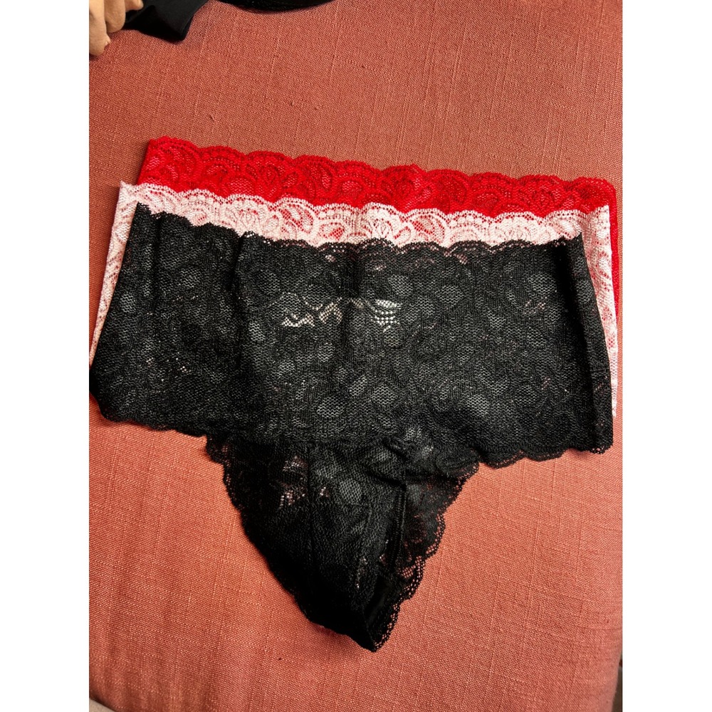 NWOT Quince Women Lace Thong‎ Underwear 3-Pack Black Pink Red Size Small - Picture 3 of 3